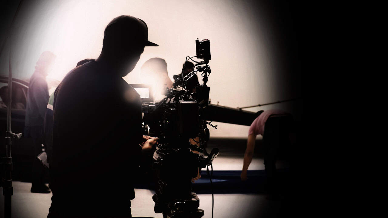 Creative Video Transitions: 10 Fade Out Alternatives to Boost Your Production